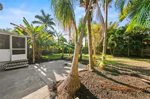 2657 44th St S, Gulfport, FL 33711 - Photo 41