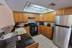 1761 Cupecoy Cir, Lutz, FL 33558 - Photo 11