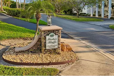 125 Harbor Bluff Drive, Largo, FL 33770 - Photo 99