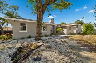 125 Harbor Bluff Dr, Largo, FL 33770 - Photo 5