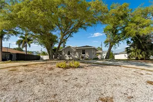 125 Harbor Bluff Dr, Largo, FL 33770 - Photo 3