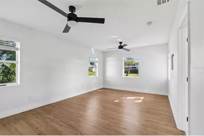 125 Harbor Bluff Drive, Largo, FL 33770 - Photo 27