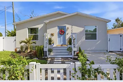 2739 16th Avenue N, Saint Petersburg, FL 33713 - Photo 1