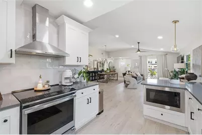 2739 16th Avenue N, Saint Petersburg, FL 33713 - Photo 13