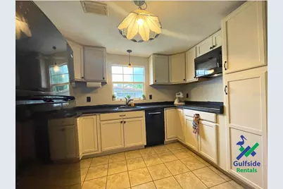 4801 71st Street N, Saint Petersburg, FL 33709 - Photo 5