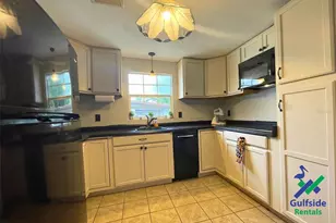 4801 71st St N, Saint Petersburg, FL 33709 - Photo 5