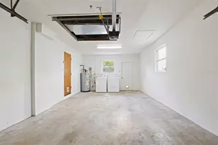 2930 80th St N, Saint Petersburg, FL 33710 - Photo 41