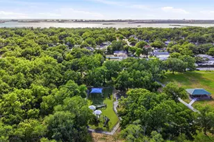 2930 80th St N, Saint Petersburg, FL 33710 - Photo 51