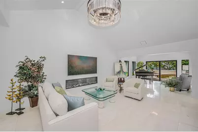 2521 Lake Ellen Drive, Tampa, FL 33618 - Photo 7