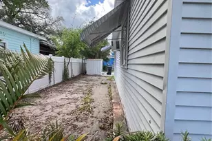 1901 53rd St S, Gulfport, FL 33707 - Photo 21
