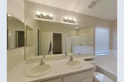 [Address not provided], Ruskin, FL 33570 - Photo 9