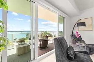 1020 Sunset Point Rd, Clearwater, FL 33755 - Photo 5