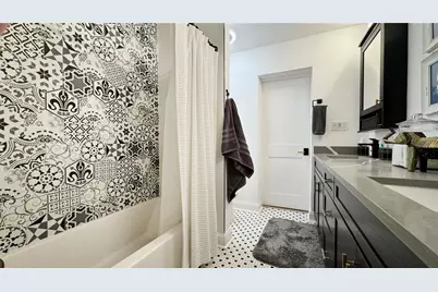 4626 Bayshore Boulevard NE, Saint Petersburg, FL 33703 - Photo 21