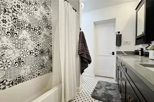 4626 Bayshore Blvd NE, Saint Petersburg, FL 33703 - Photo 21