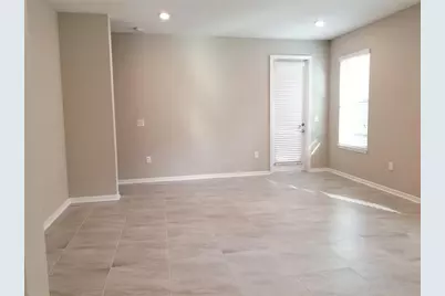 30708 Walker Cup Place, Wesley Chapel, FL 33543 - Photo 3