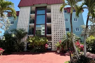 180 SE 20th Ave, Deerfield Beach, FL 33441 - Photo 1