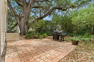 9101 Wood Terrace Dr, Tampa, FL 33637 - Photo 3