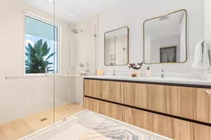 1020 Sunset Point Rd, Clearwater, FL 33755 - Photo 31