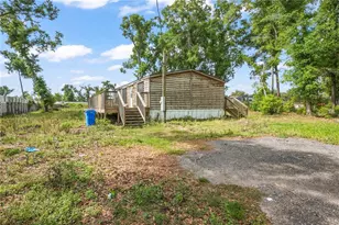 128 Pernell Johnson Dr, Seffner, FL 33584 - Photo 1