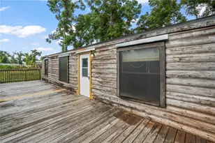 128 Pernell Johnson Dr, Seffner, FL 33584 - Photo 3