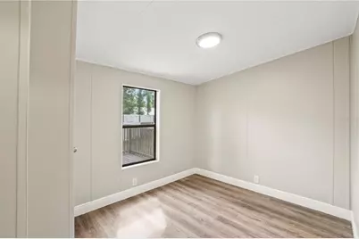 128 Pernell Johnson Drive, Seffner, FL 33584 - Photo 7