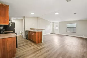 128 Pernell Johnson Dr, Seffner, FL 33584 - Photo 11