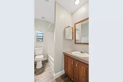 128 Pernell Johnson Drive, Seffner, FL 33584 - Photo 9