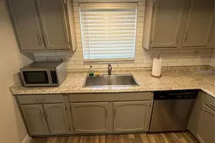 1200 Abbey Crescent Ln, Clearwater, FL 33759 - Photo 15