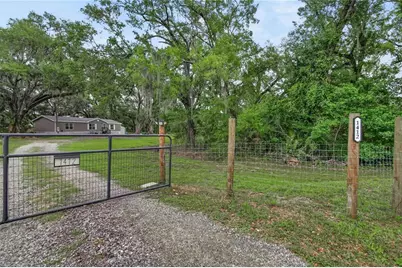 1412 Union Pacific Drive, Plant City, FL 33566 - Photo 7