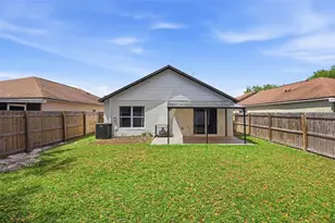 5916 Lake Front Dr, Wesley Chapel, FL 33545 - Photo 33