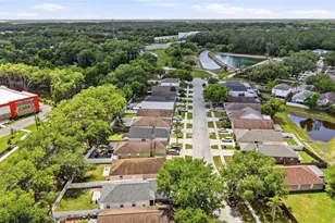 5916 Lake Front Dr, Wesley Chapel, FL 33545 - Photo 43