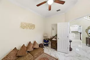 9207 Meadow Ln Ct, Tampa, FL 33647 - Photo 7