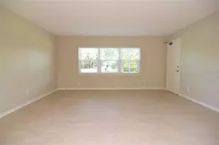 606 12th Ave NE, Saint Petersburg, FL 33701 - Photo 7