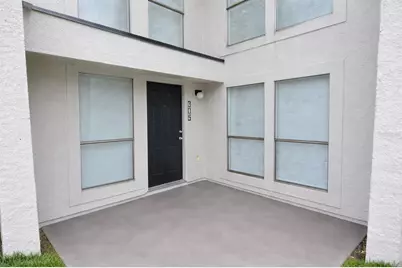 5006 Morro Manor Drive #305, Tampa, FL 33617 - Photo 3