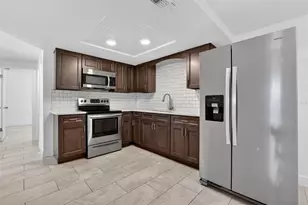 10914 Leeds Rd, Port Richey, FL 34668 - Photo 5