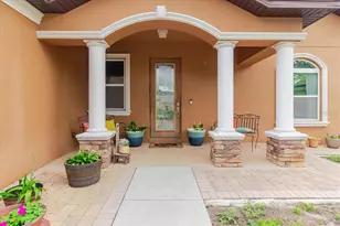 2603 Bismark Dr, Valrico, FL 33596 - Photo 5