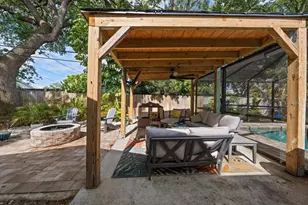 2388 Jones Dr, Dunedin, FL 34698 - Photo 33