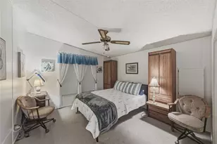 35116 Colony Hills Dr, Zephyrhills, FL 33541 - Photo 23