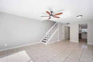 811 Russell Ln, Brandon, FL 33510 - Photo 15