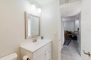 51 Island Way, Clearwater Beach, FL 33767 - Photo 39