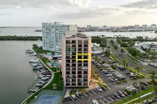 51 Island Way, Clearwater Beach, FL 33767 - Photo 3