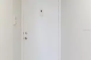 51 Island Way, Clearwater Beach, FL 33767 - Photo 9