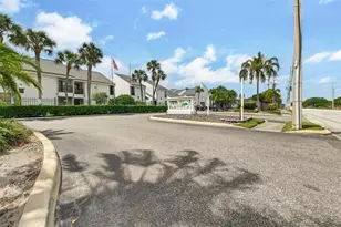 704 Haven Pl, Tarpon Springs, FL 34689 - Photo 43