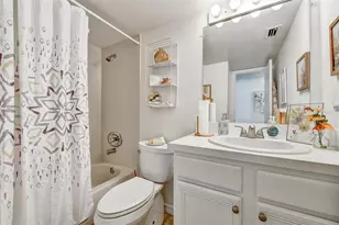 704 Haven Pl, Tarpon Springs, FL 34689 - Photo 23