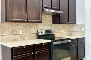 6157 Castleton Hollow Rd, Riverview, FL 33578 - Photo 5