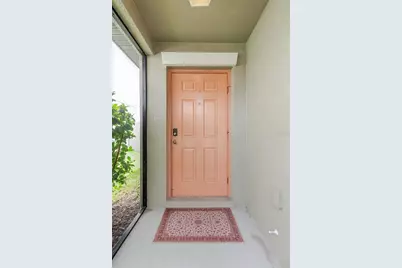 7025 King Creek Drive, Sun City Center, FL 33573 - Photo 5