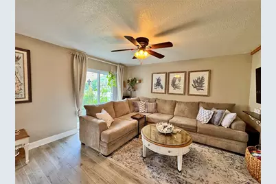 1116 Sunset Point Road #202, Clearwater, FL 33755 - Photo 7