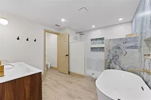 1830 Lakeview Rd, Clearwater, FL 33764 - Photo 19