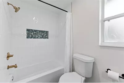 1830 Lakeview Rd, Clearwater, FL 33764 - Photo 25