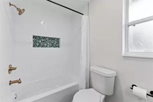 1830 Lakeview Rd, Clearwater, FL 33764 - Photo 25